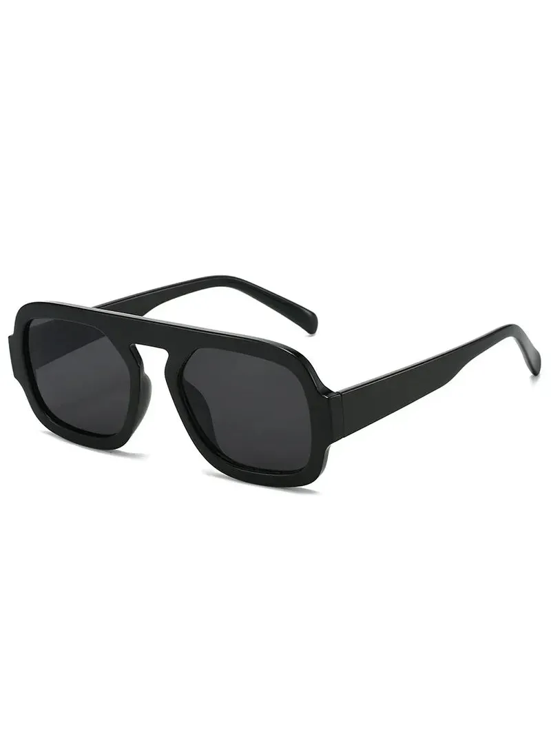 Unisex Brussels retro square sunglasses featuring a black polycarbonate frame and UV-400 protected resin lenses.