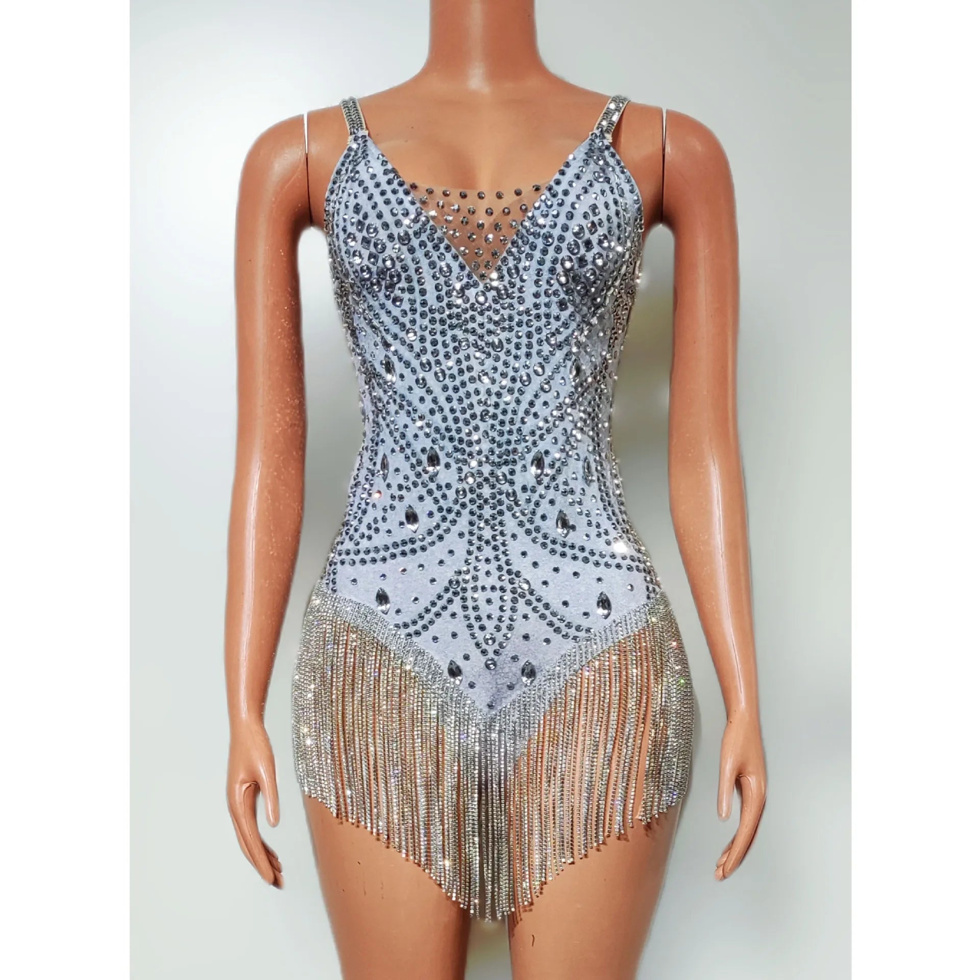 Ganzkörper-Body mit Strassquasten in Silber mit funkelnden Quasten und Strassdetails