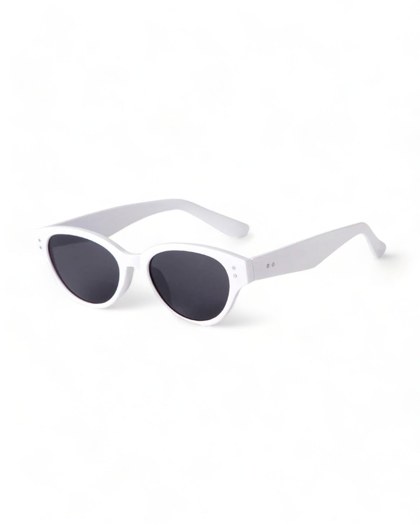 white Retro Cat-Eye Sunglasses