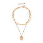 Collar de cadena con diseño chapado en oro, perfecto para realzar los atuendos de festival.