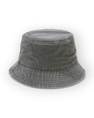 Sombrero tipo cubo lavado en algodón gris, accesorio perfecto para atuendos de festivales y raves.